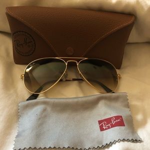Gold classic style Ray Ban aviator sunglasses